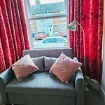 Spacious House In Ipswich
